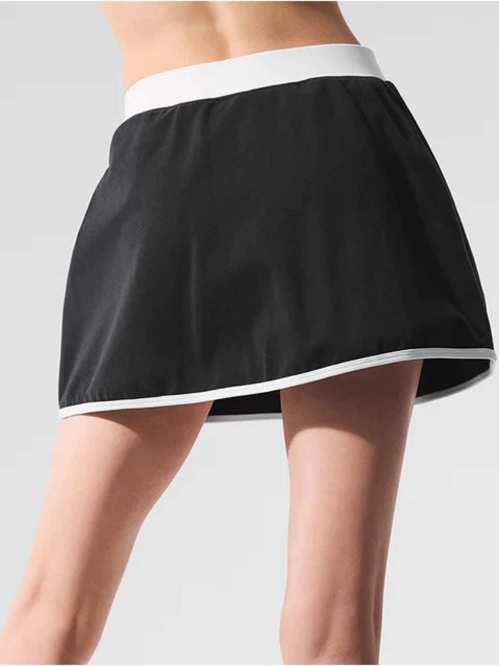 ALO Yoga Airbrush Streamlined Skirt in Black/White - M - Picture 2 of 6